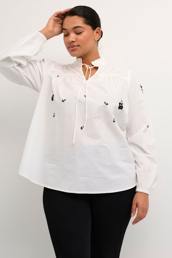 KAFFE CURVE BLOUSE